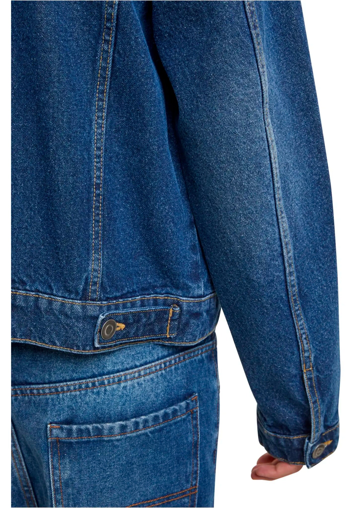 0b46e751cfb8f70db7678569aac3947d