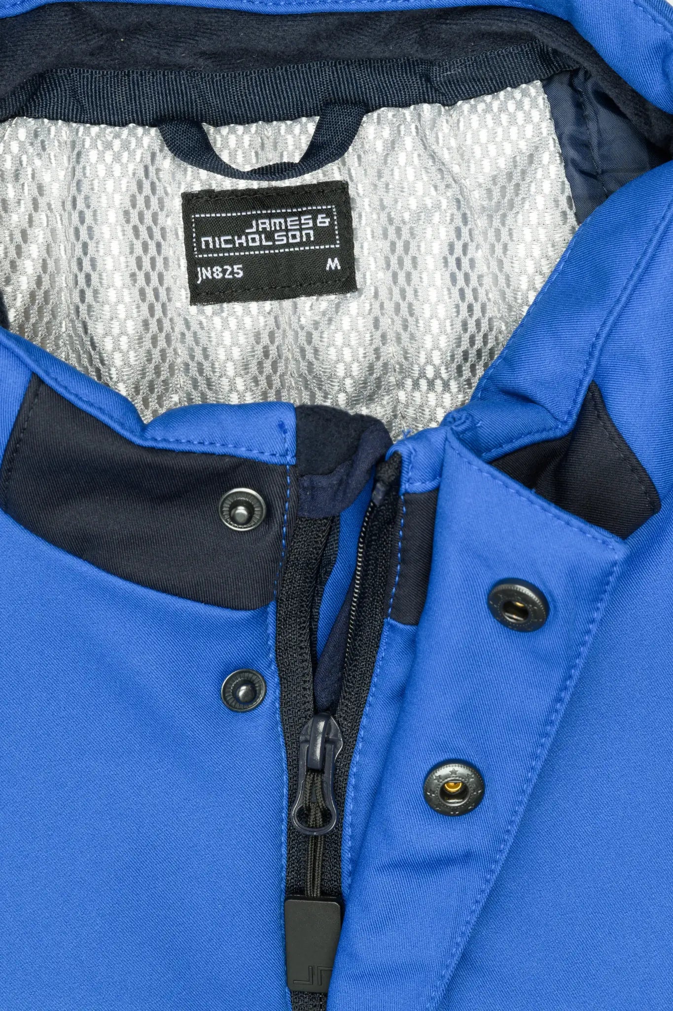 3d8577414ffd11e91a0ee9cebc4d907f