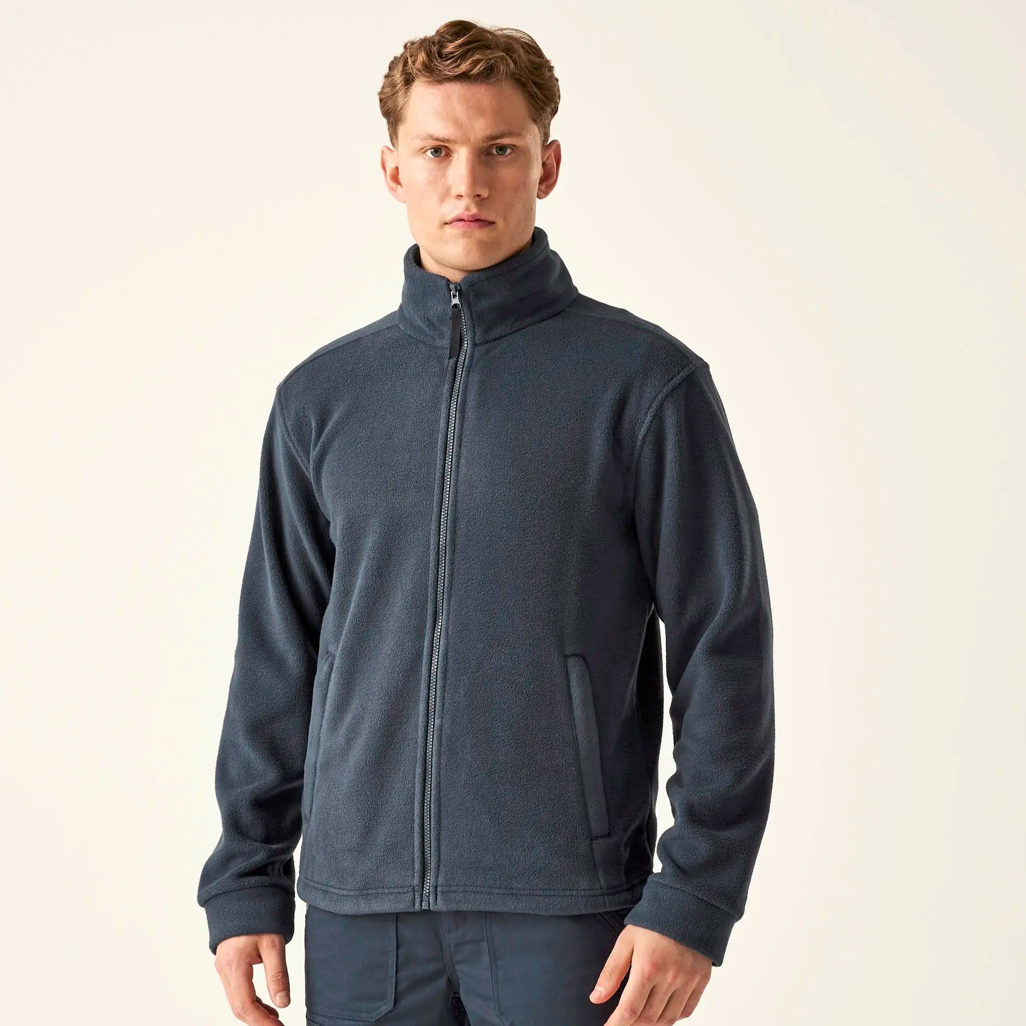 d8e5ef1374bb94f4f35e5a527e15ad3c