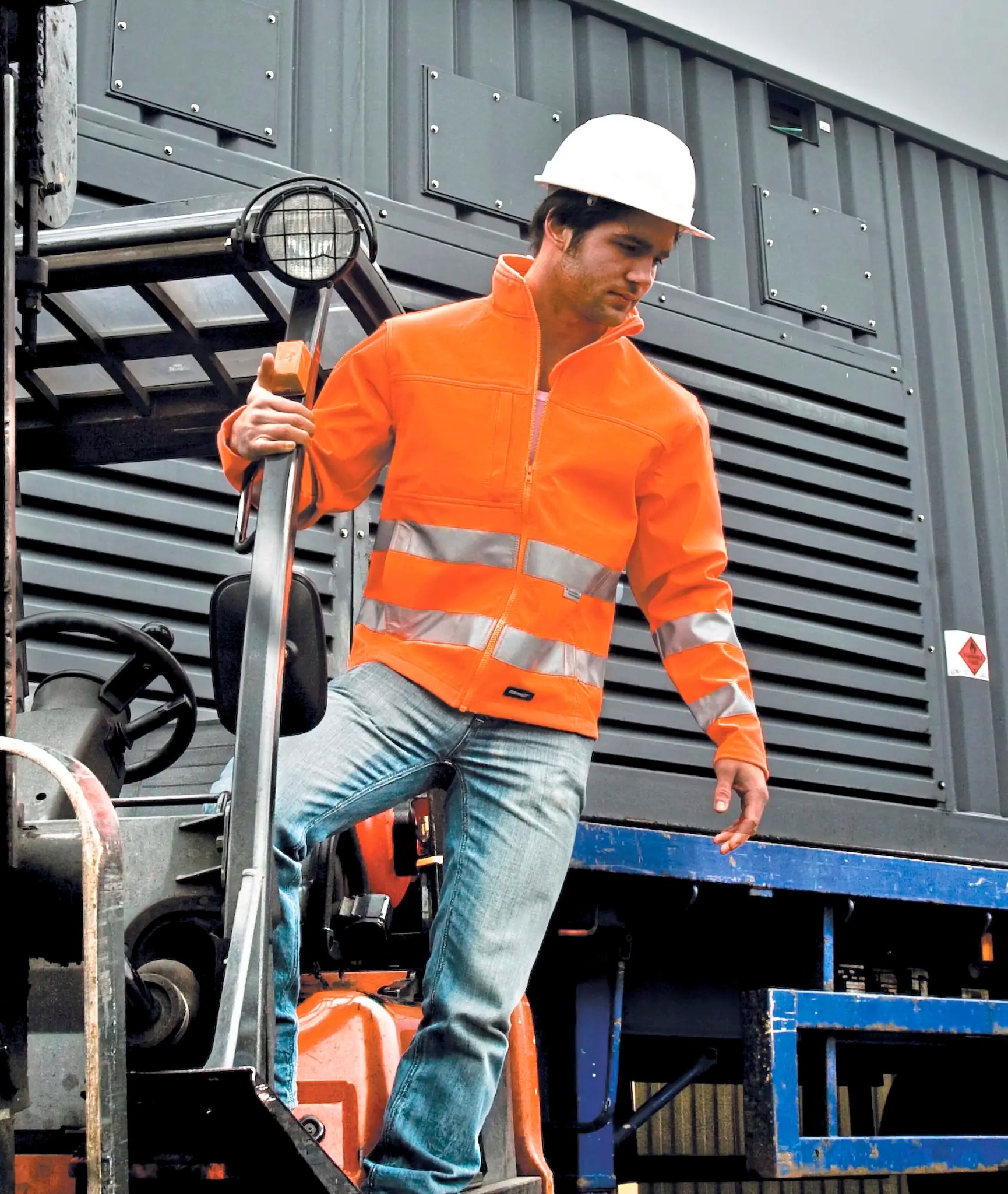 all-groups Men's High Vis Soft Shell Jacket