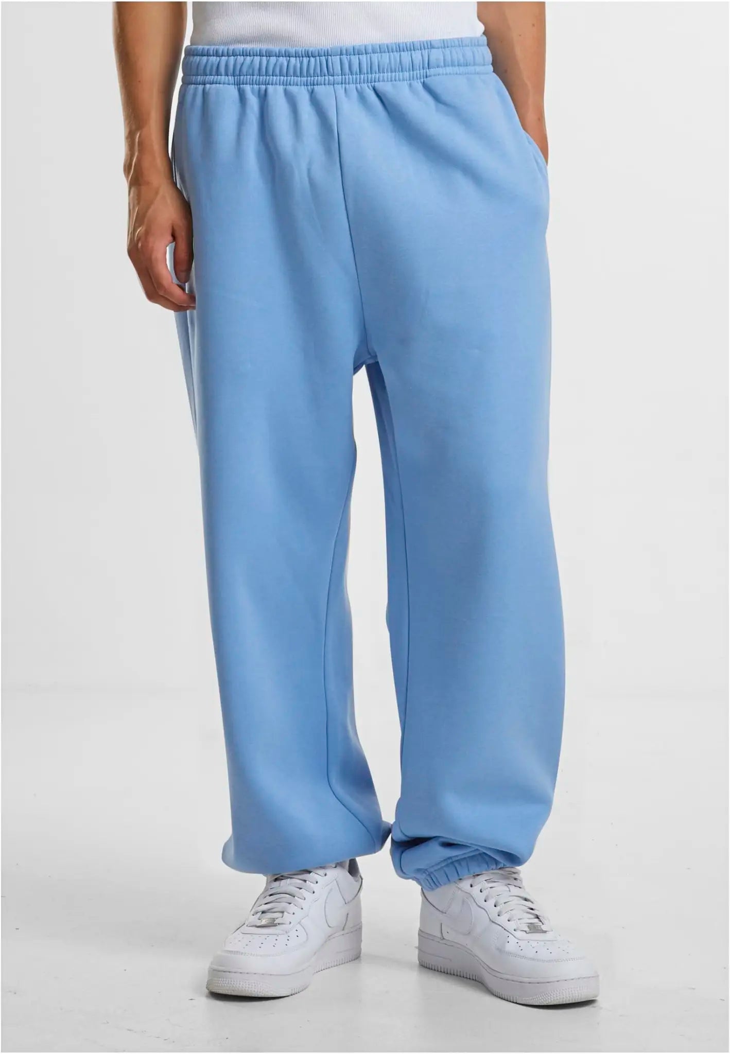 40d89e66771fa2ef348c15432a15b7e8