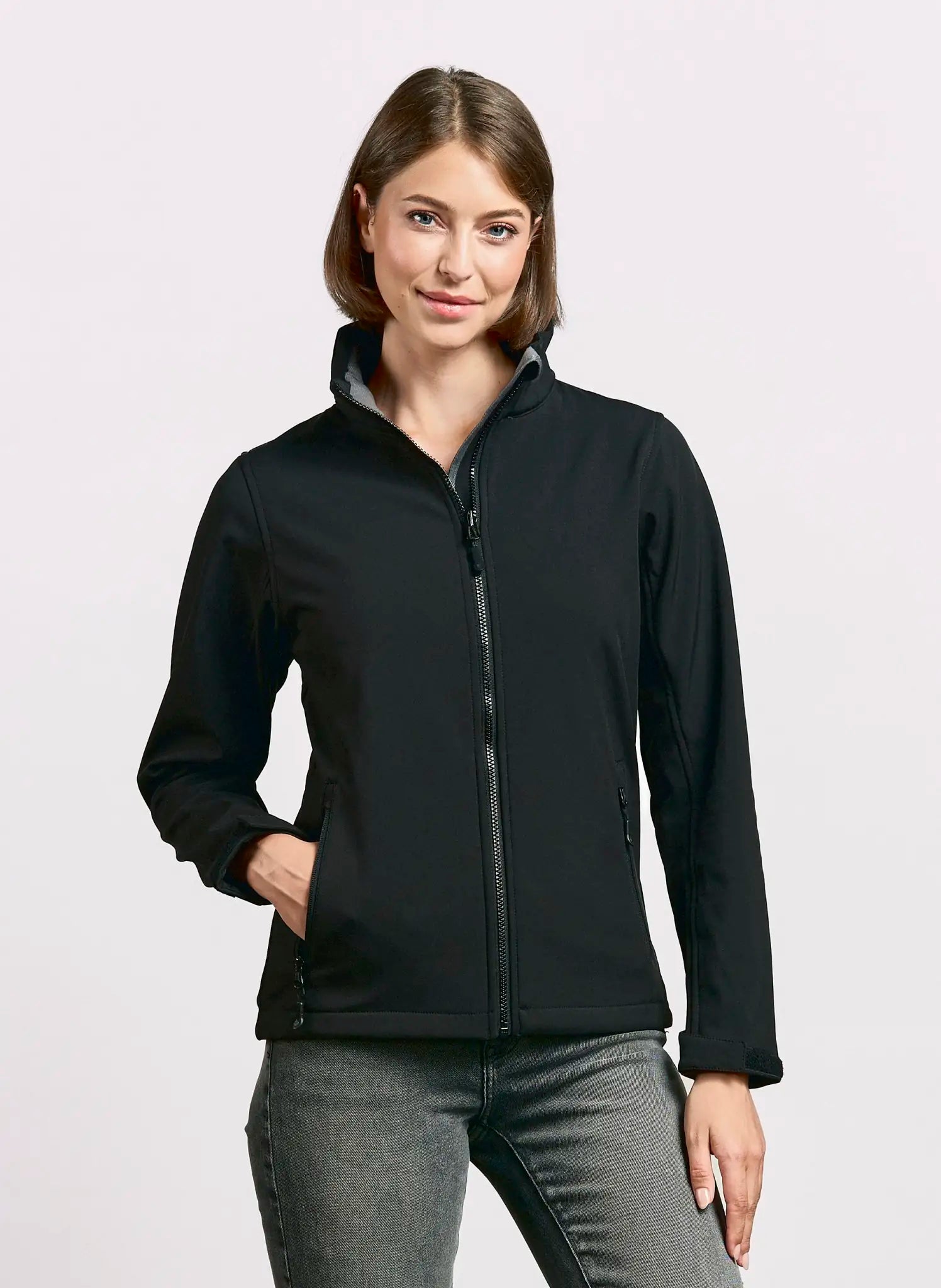 all-groups Women's Softshell Jacket C