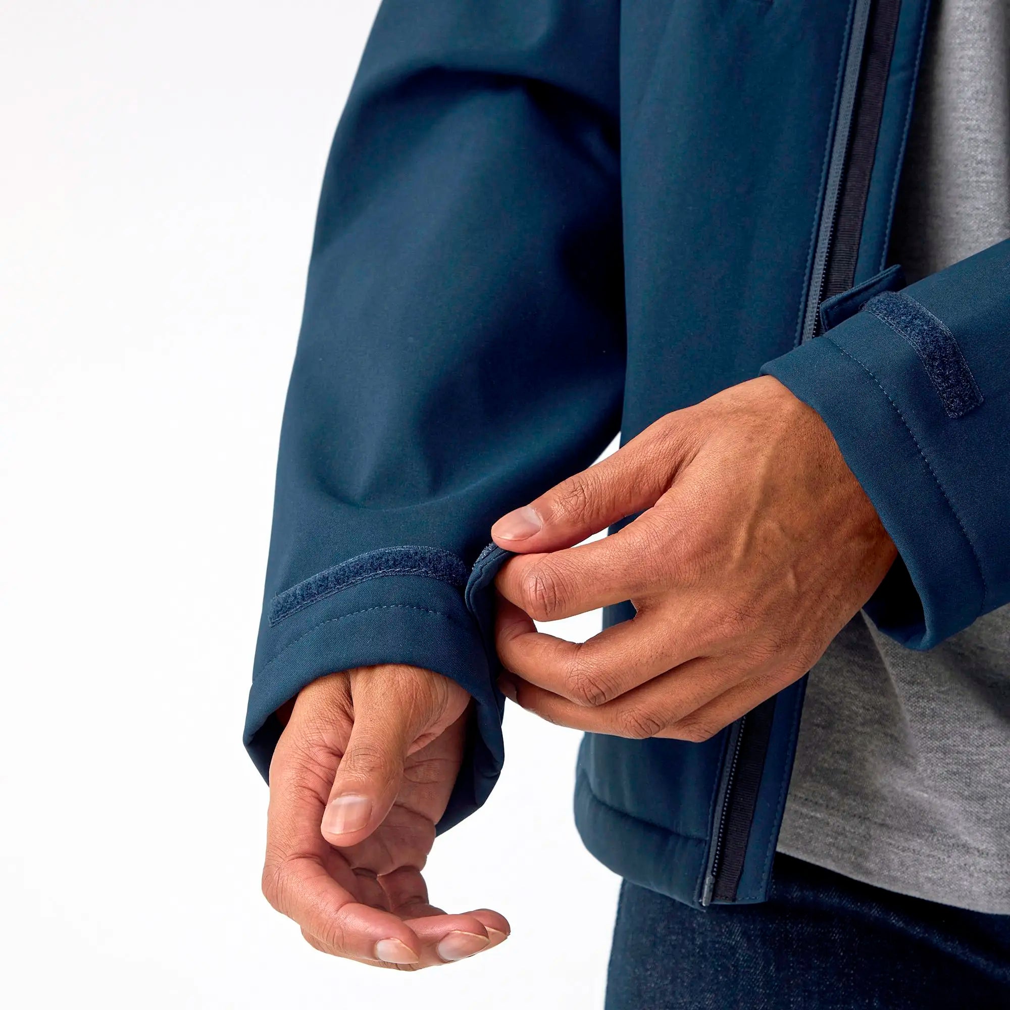 82100059e31b4e9b975e572a410c69aa