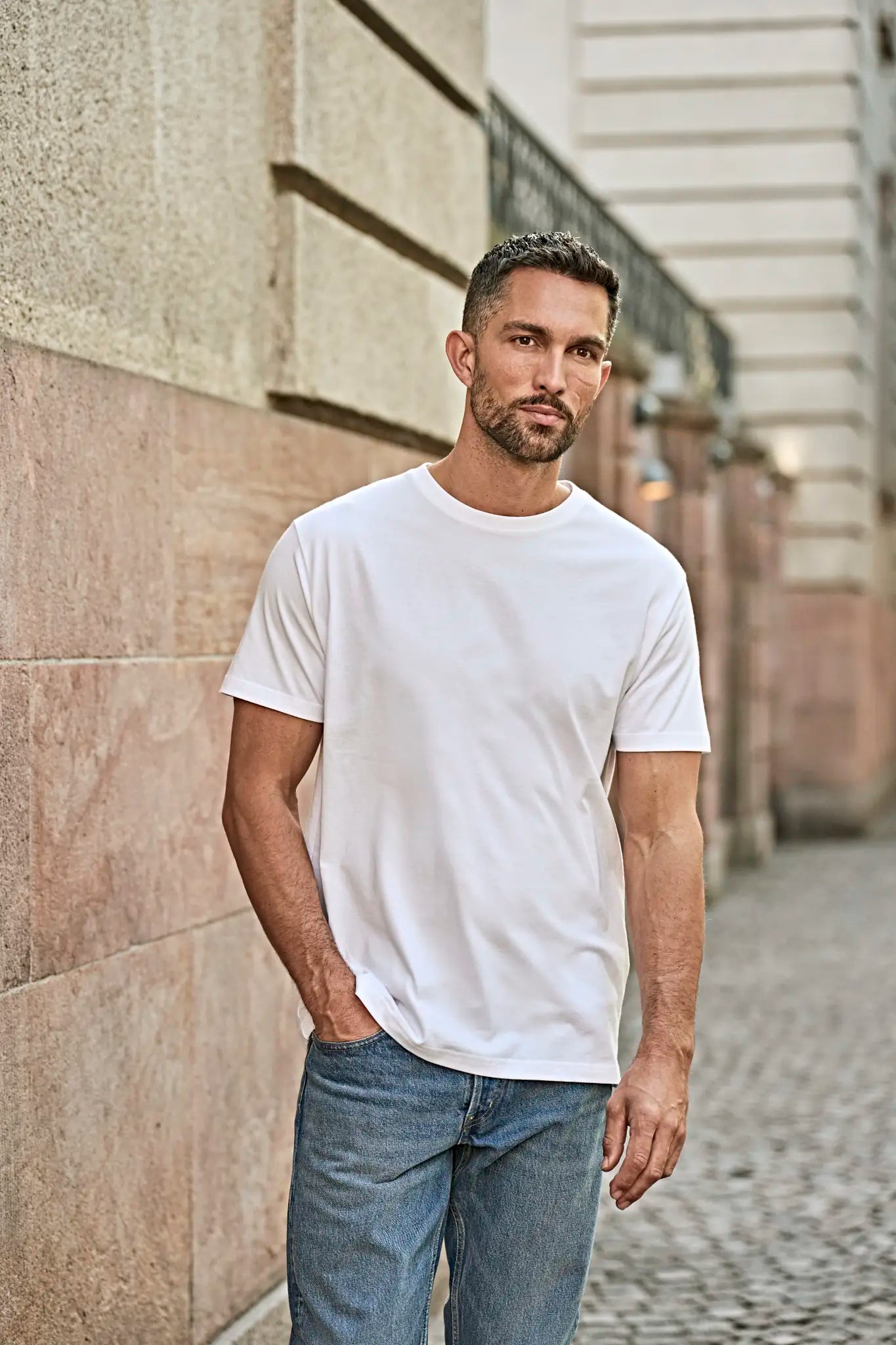 9f906a6be8104458338fb653315aa5e2